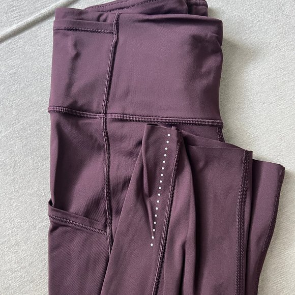 Lululemon Fast and Free Capris Crop, Size 6, Plum Shadow Purple Burgundy - Picture 9 of 10